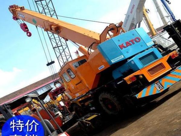 龙岩市吊车出租公司电话_吊车经常维护和保养决定吊车的使用寿命|黄